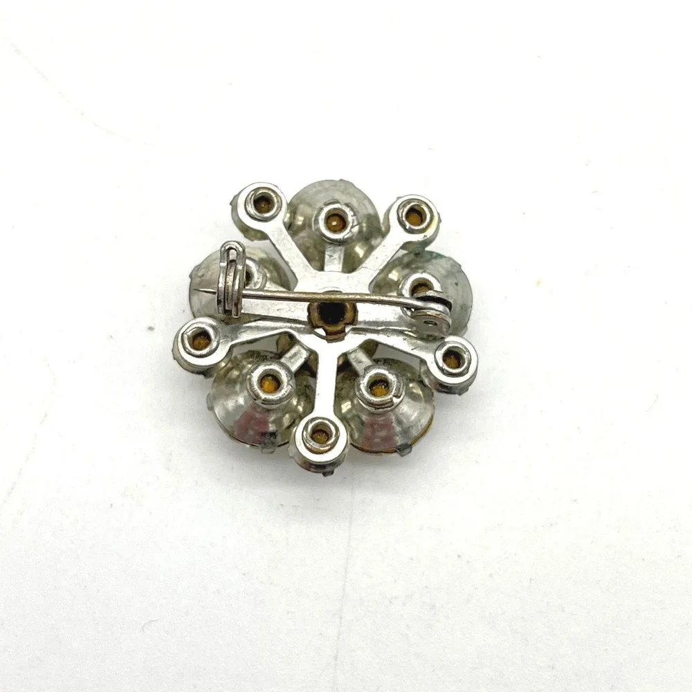 Vintage Silver Tone Clear Rhinestone Floral Cluster Brooch Pin Round - Picture 3 of 4